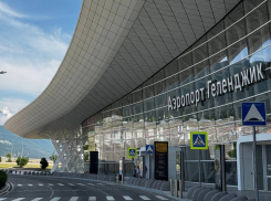 Первый пошел! В Геленджике сегодня ждут первый рейс из Москвы