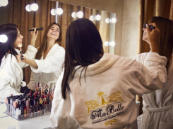 Не отказывайте себе в удовольствии быть роскошной: «Ma Belle»  поздравляет новороссийцев с Днём красоты!