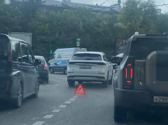 Внимание, водители: в Новороссийске на Кутузовском кольце затруднено движение