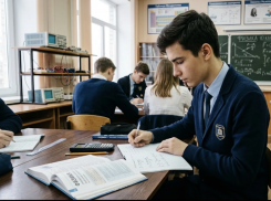 В 10-й класс — по праву: что важно знать родителям новороссийских выпускников