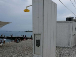 Городской пляж теряет доверие новороссийцев