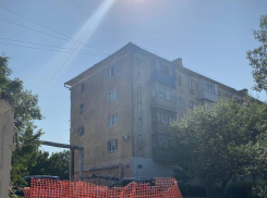 Жильцы дома улицы Видова в Новороссийске продолжают  бороться против установки вышки