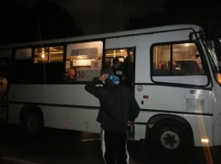 Жители Новороссийска устали подолгу ждать общественный транспорт 