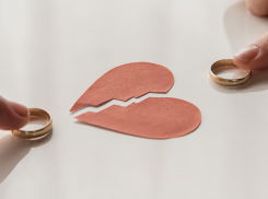 Супругов из Новороссийска начнут мирить при разводе