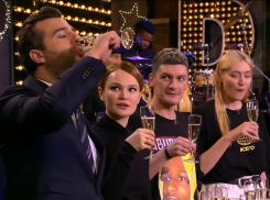 Дарья Чаруша из Новороссийска напилась с Иваном Ургантом 