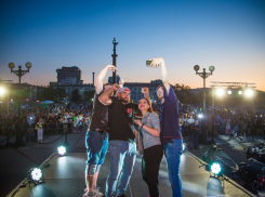 «Динамики взрывают город», - новороссийцы делятся эмоциями от фестиваля «Рок от рока»