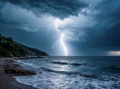 Дождь, ветер и формирование смерчей: в Краснодарском крае объявлено штормовое предупреждение 