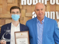 Стобальники Новороссийска рассказали, как сдать ЕГЭ на высший балл