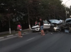 Массовое ДТП произошло у Западного рынка в Новороссийске