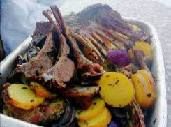 Готовим дома: Баранья корейка с картофелем