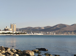 ВСУ используют британские спутники для управления безэкипажными катерами в Черном море 