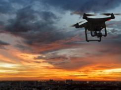 В Новороссийске что-то взорвалось? Краснодарский край вновь подвергся массированной атаке БПЛА