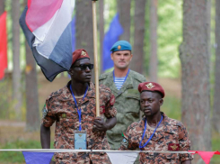 Десантники из 10 стран мира прибыли в Псковскую область на соревнования по рогейну