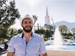 «Юрку, Петьку, Сашку, Ирку помнит эта бескозырка…»: новороссиец посвятил стихи традиционной акции 