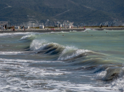 В Новороссийске закончился купальный сезон: а как же «бабье лето»? 