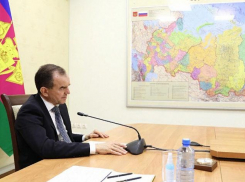 Вениамин Кондратьев поручил привести в порядок пандус на пляже Новороссийска 