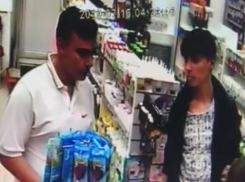 Завладели картой и совершали покупки с нее мошенники в Новороссийске