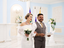 Супружеская пара из Новороссийска вновь сыграла свадьбу спустя 25 лет: секреты их семейной жизни 