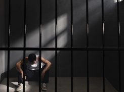 25 ударов осколком от тарелки: новороссийскому убийце вынесли наказание 