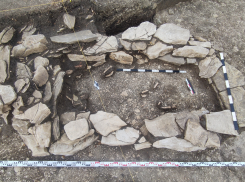 Под Новороссийском археологи нашли погребение воина с конем