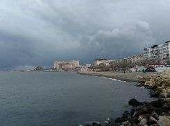 Погода в Новороссийске: пасмурный и дождливый понедельник 