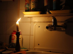 В понедельник новороссийцам отключат не только воду, но и свет: список адресов