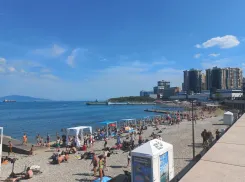 Туристы смогут купаться в Чёрном море и в октябре: бархатный сезон в Новороссийске задержится 