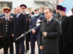 Лучший казачий кадетский корпус России: поздравлять новороссийцев приехал губернатор 