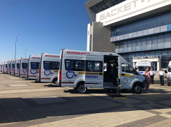 Мобильные бригады помогают пожилым кубанцам добраться до медучреждений