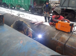 Большое отключение воды в Новороссийске: ремонт затянется ещё на 3 часа 