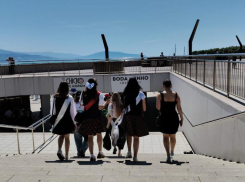 «Во взрослую жизнь!»: новороссийские школы окончили почти 6000 выпускников