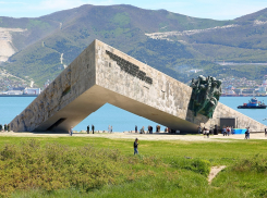 Окончательная победа: рядом с Малой Землёй больше нет участка под общепит