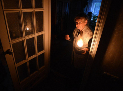 Сгорела куча техники: из-за горе-электриков новороссийцы до ночи сидели без света 