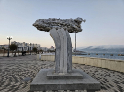 Погода в Новороссийске: до +15 градусов тепла и ветер 