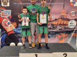 Бронза, золото и попадание в сборную: новороссийские бойцы ММА продолжают пополнять коллекцию медалей