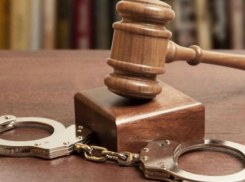 Администратор новороссийского супермаркета присвоил 125 тысяч рублей из кассы