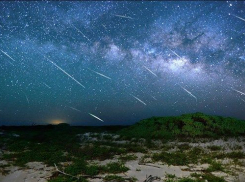 Новороссийцы смогут увидеть уникальную комету и звездопады 