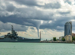 ГО и ЧС предупреждает: в субботу в Новороссийске ожидается ливень, град и штормовой ветер