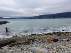 Такое может быть и в Новороссийске: в Геленджике прошли соревнования по сёрфингу