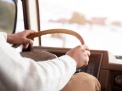 Не просто водитель – человечище! За что новороссийцы благодарят водителя маршрутки 