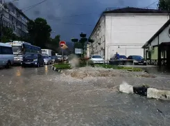 Внимание! Непогода в Новороссийске сохраняется 