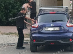 Житель Новороссийска вскрывал металлическим штырём автомобили в Южном районе 