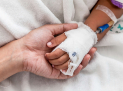 Малышка напилась жидкости для унитаза в Новороссийске 