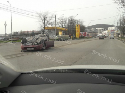 В воскресенье в Новороссийске произошло более шести ДТП со смертями, возгораниями и переворачиваниями