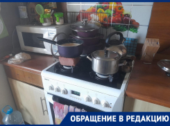Пенсионерка из Новороссийска обогрела кирпичами на своей кухне корреспондента «Блокнот» и девушку из НУК