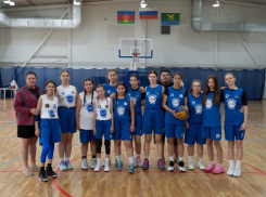 Девушки – золото! Медали в Новороссийск привезли баскетболисты