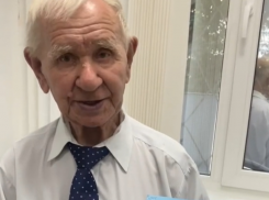 Автор детских произведений из Новороссийска передал свои книги детям Донбасса 