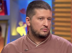 «Мало вишни, много алкоголя»: ведущий шоу «Кондитер» Ренат Агзамов отказал «черепахе» из Новороссийска