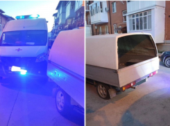 Мастер парковки заблокировал проезд «скорой» в Новороссийске 