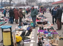 Прописка новороссийской «блошки» вновь временная